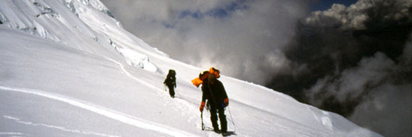 Outdoor Team Building Activities - Snow Shoeing